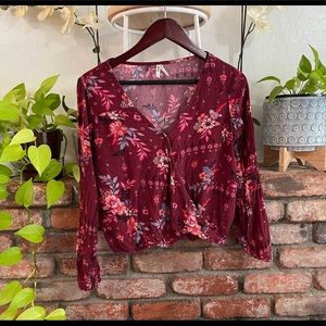 Vintage Burgundy floral Mudd wrap top - S